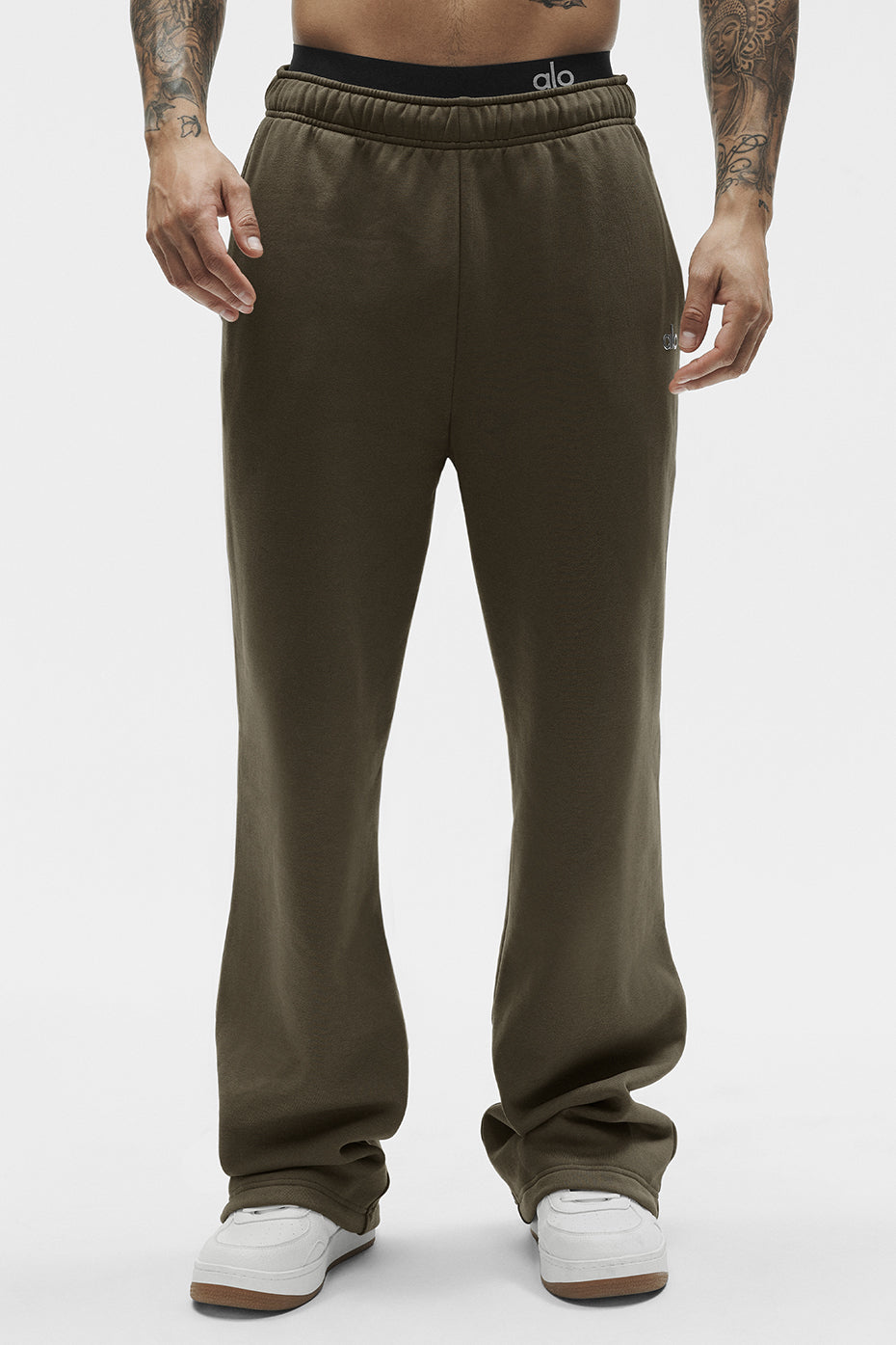 Accolade Straight Leg Sweatpant - Olive Tree — photo 2