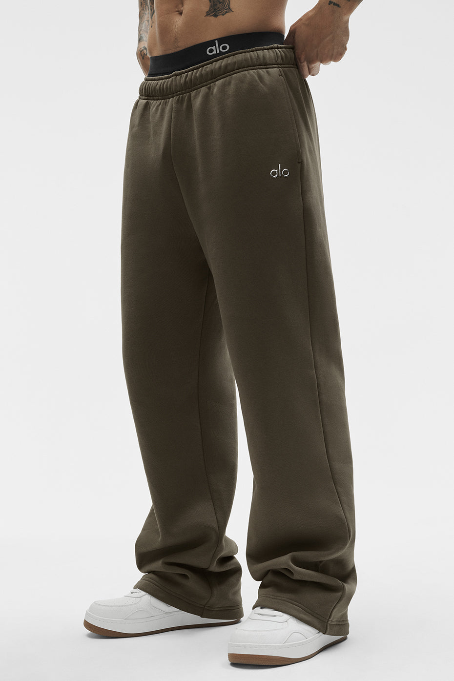 Accolade Straight Leg Sweatpant - Olive Tree — photo 3
