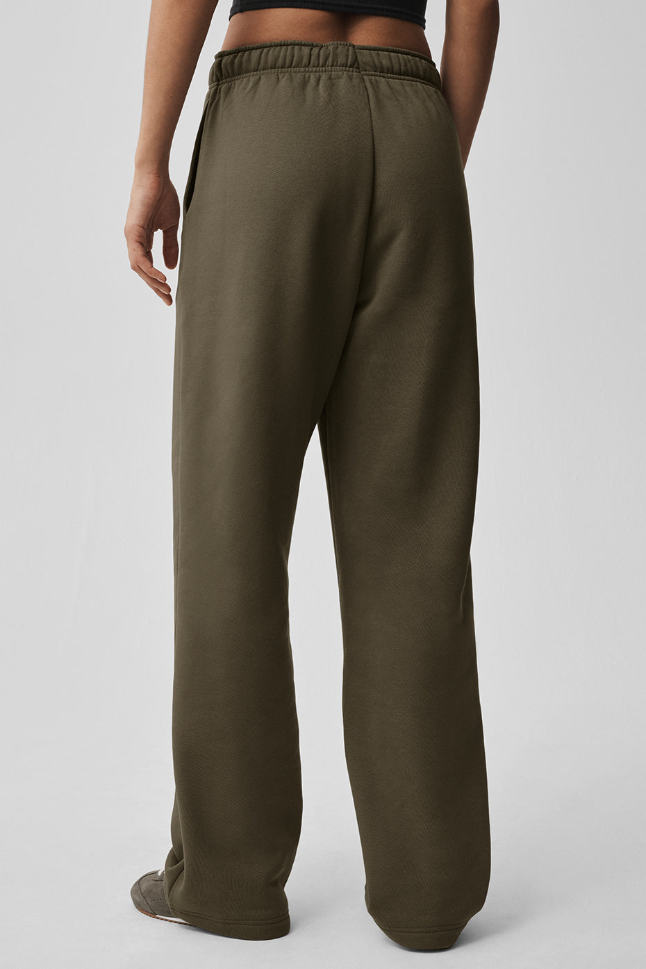 Accolade Straight Leg Sweatpant - Olive Tree — photo 2