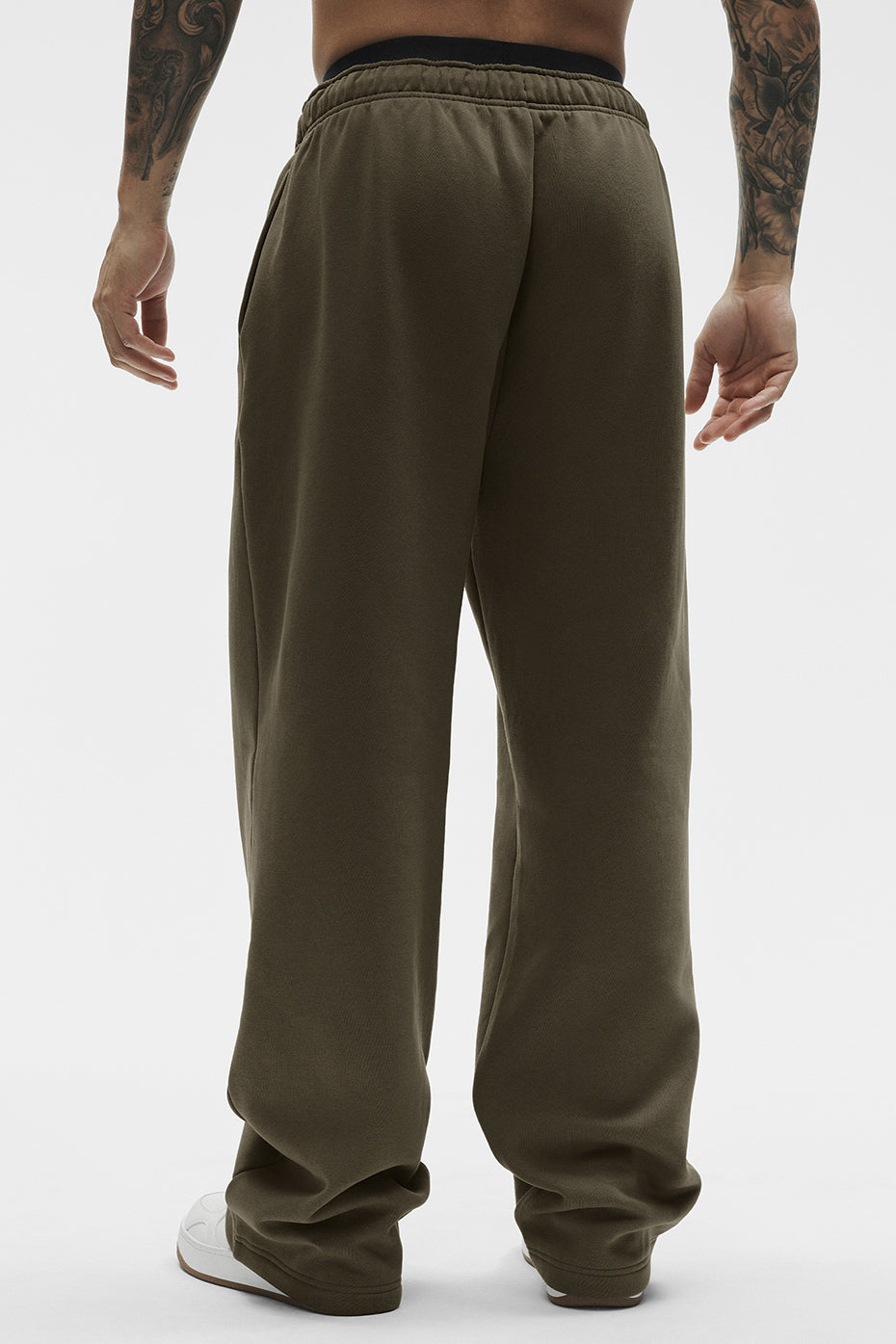 Accolade Straight Leg Sweatpant - Olive Tree — photo 4