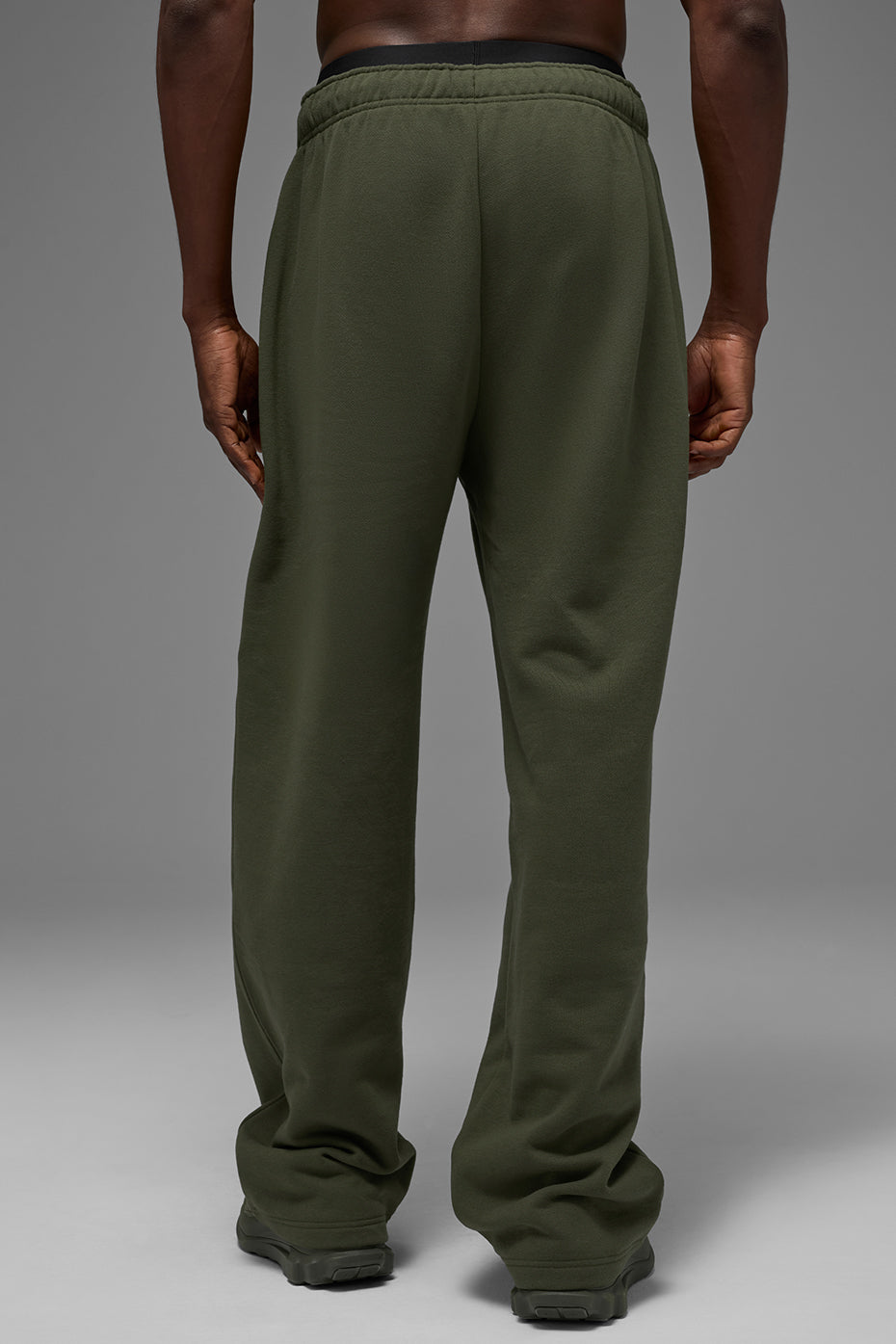 Accolade Straight Leg Sweatpant - Green Olive — photo 2