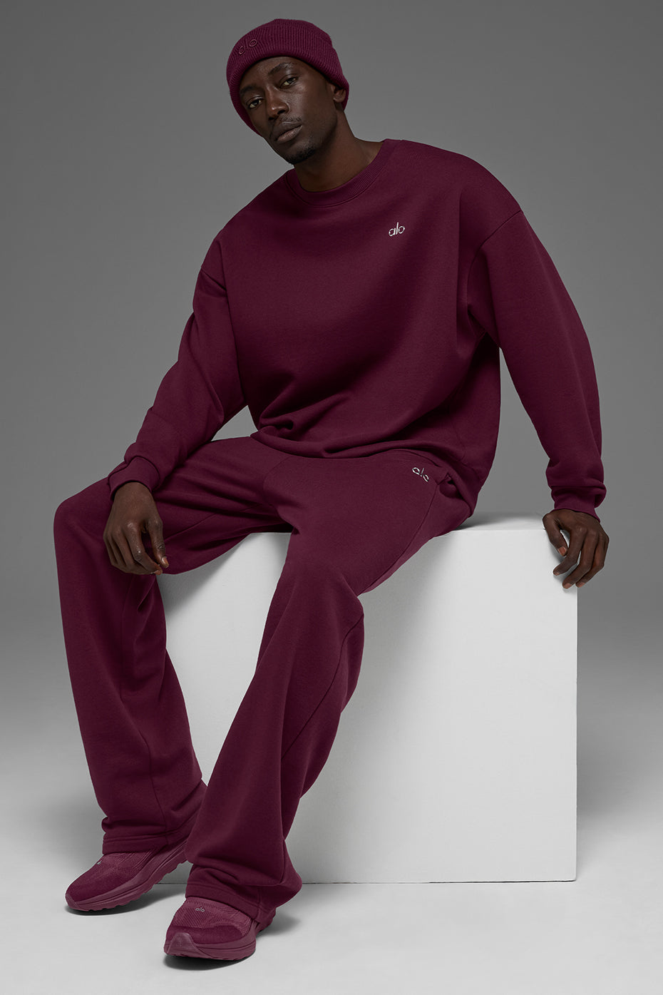 Accolade Straight Leg Sweatpant - Burgundy — photo 6