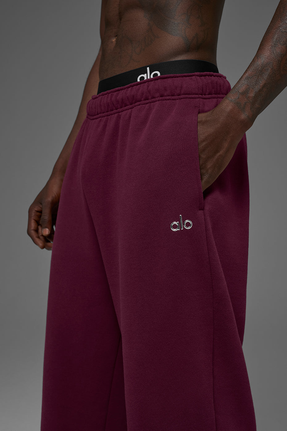 Accolade Straight Leg Sweatpant - Burgundy — photo 2