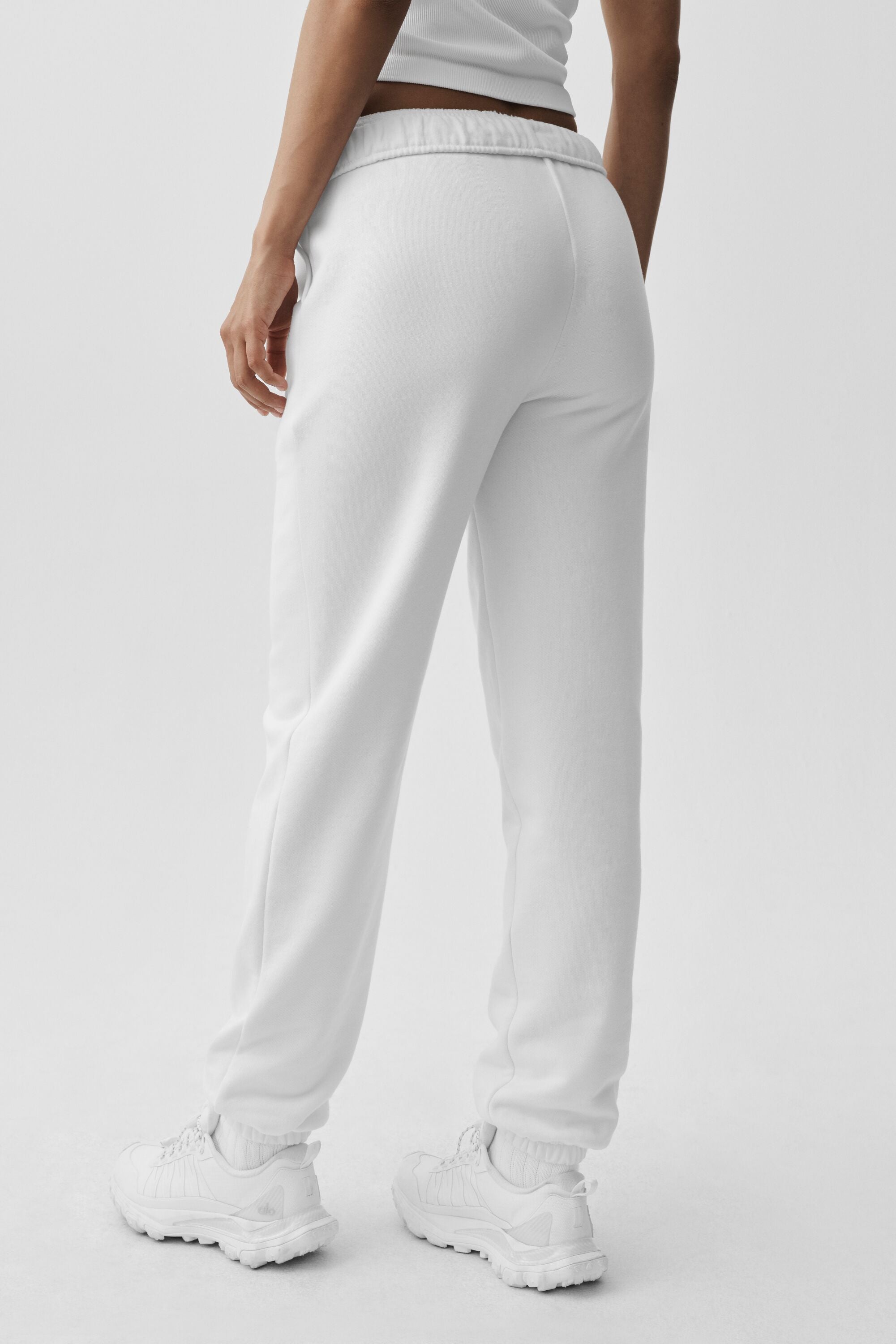 Accolade Sweatpant - White — photo 2