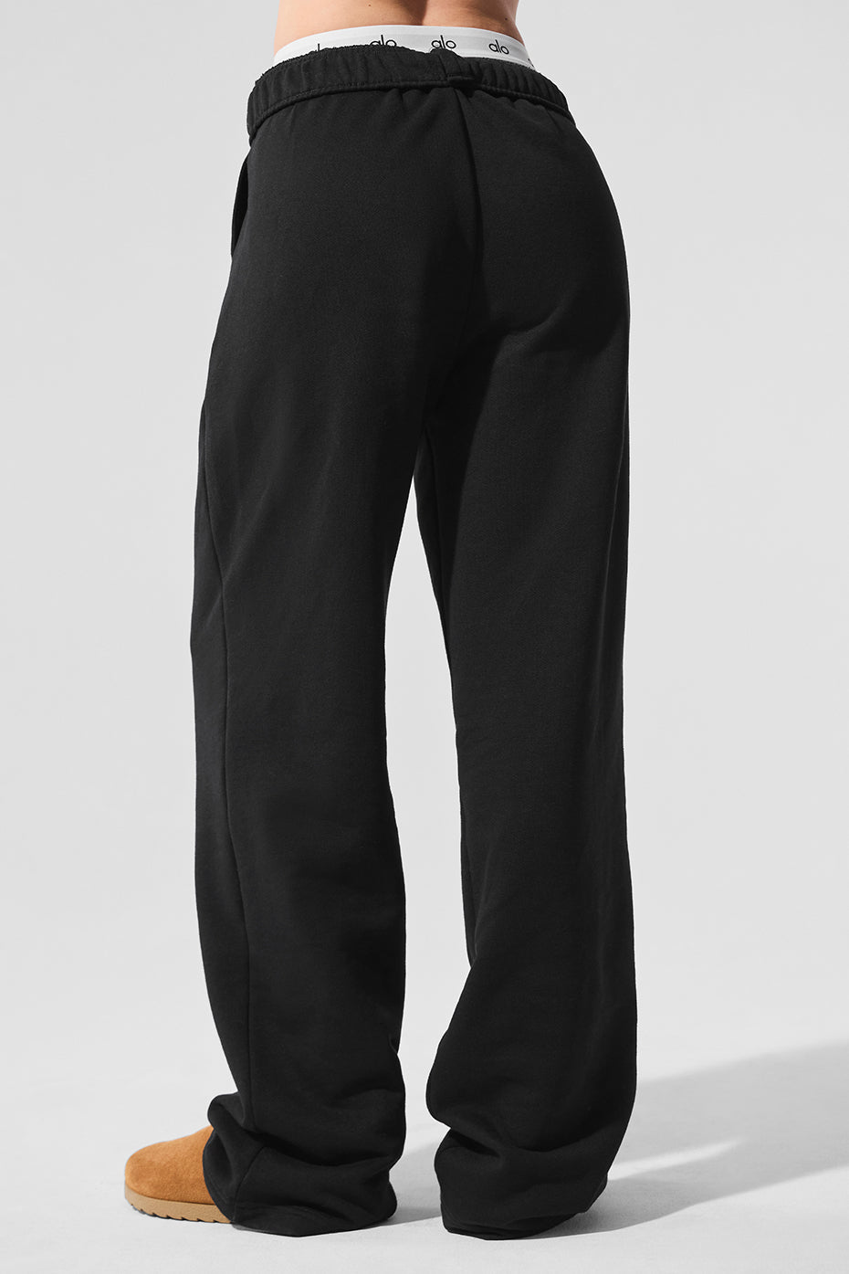 Accolade Straight Leg Sweatpant - Black — photo 3