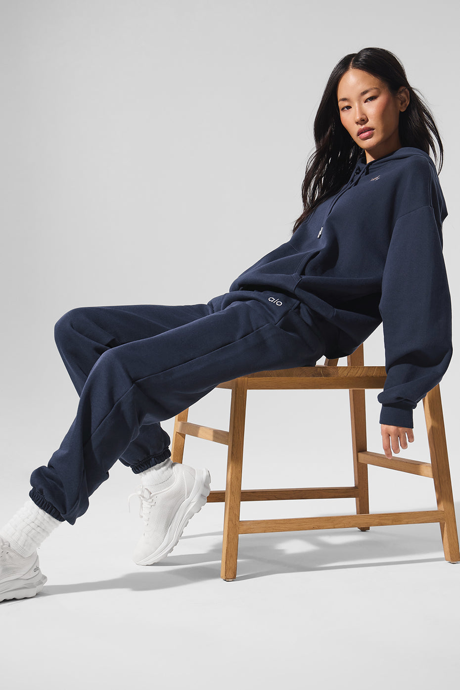 Accolade Sweatpant - Navy — photo 7