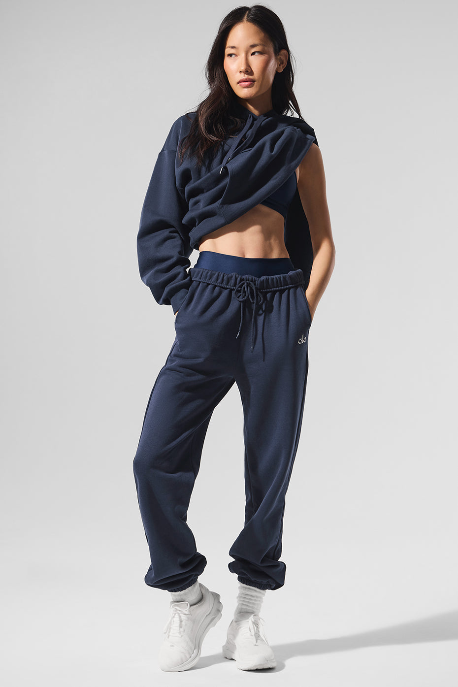 Accolade Sweatpant - Navy — photo 6