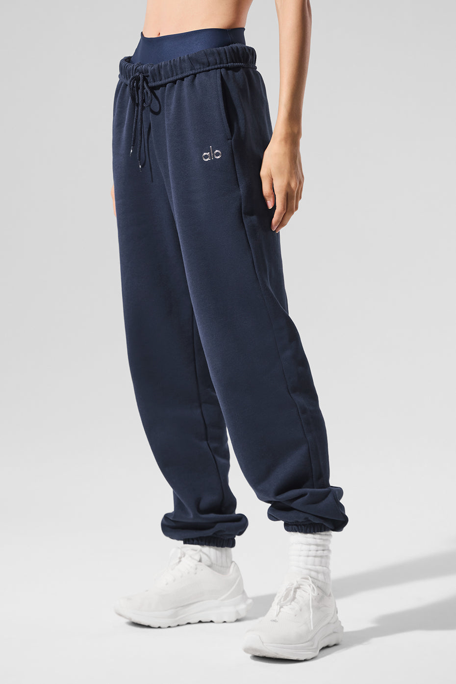 Accolade Sweatpant - Navy — photo 5