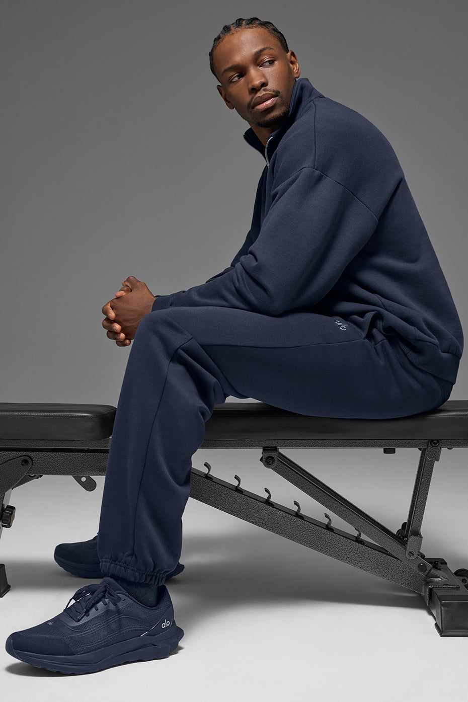Accolade Sweatpant - Navy — photo 4