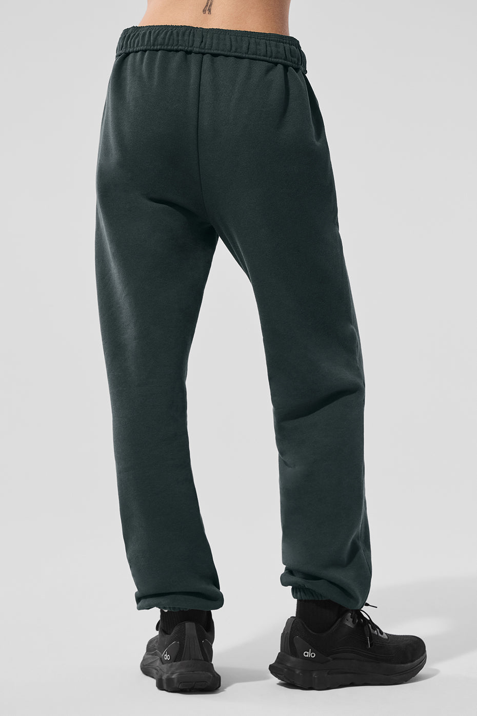 Accolade Sweatpant - Charcoal Green — photo 3