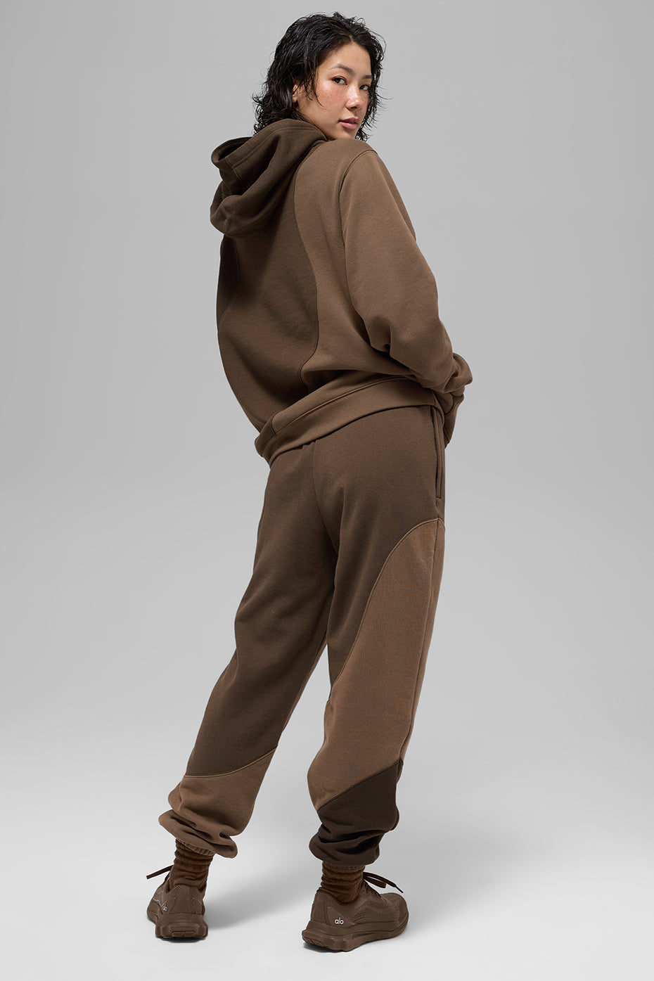 Make Waves Sweatpant - Espresso Tonal — photo 4