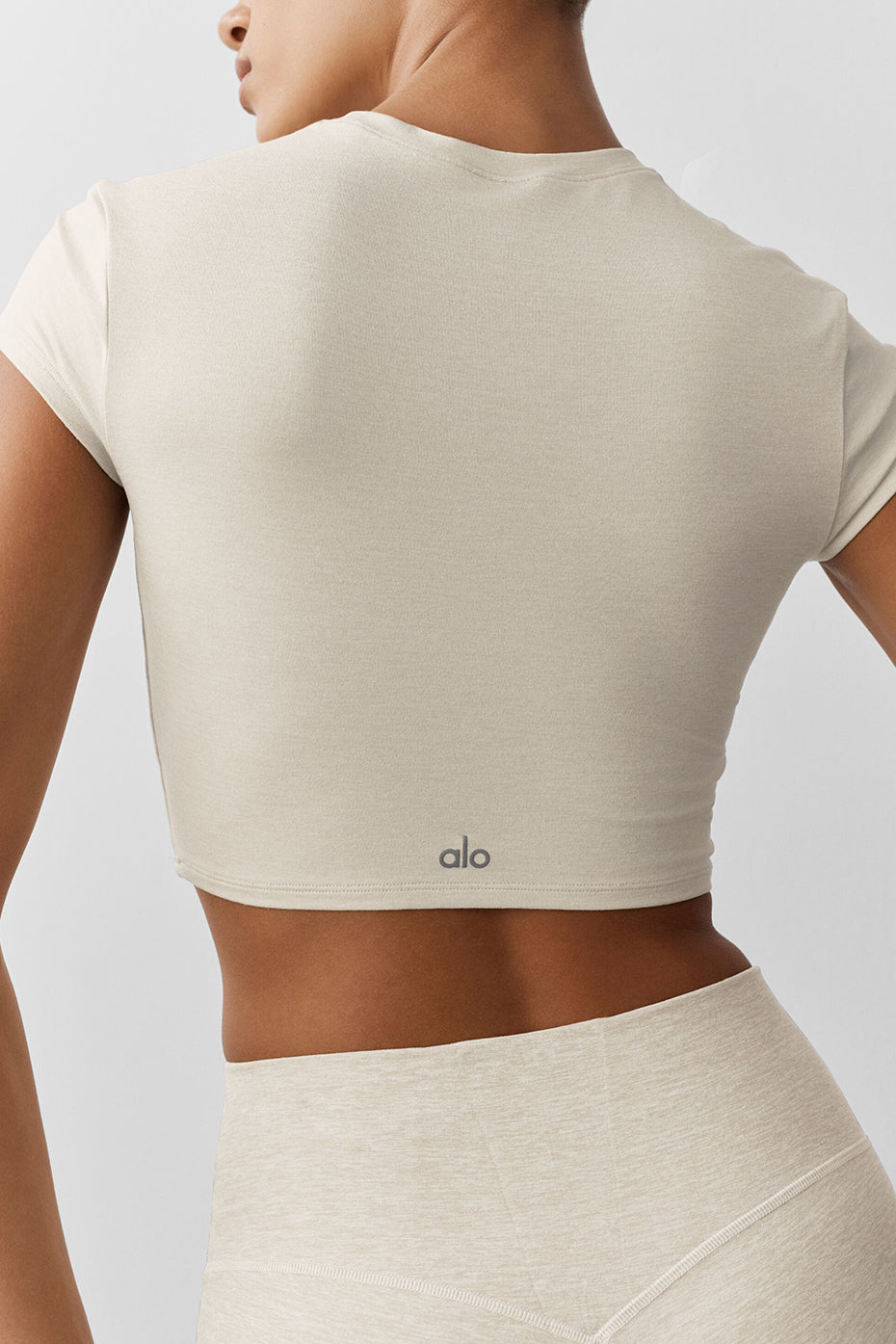 Alosoft Crop Finesse Short Sleeve - Oatmeal Heather — photo 2