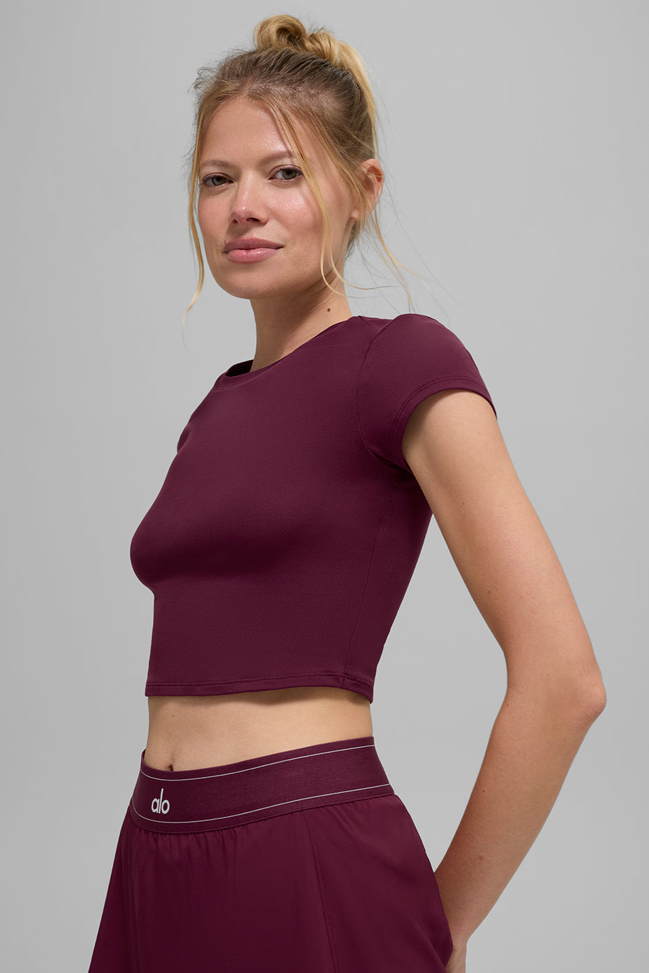 Alosoft Crop Finesse Short Sleeve - Burgundy — photo 4