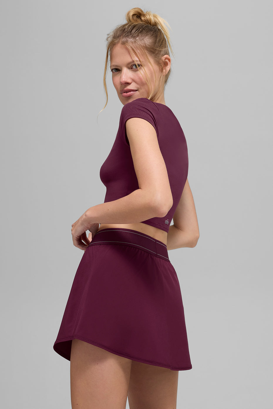 Alosoft Crop Finesse Short Sleeve - Burgundy — photo 2
