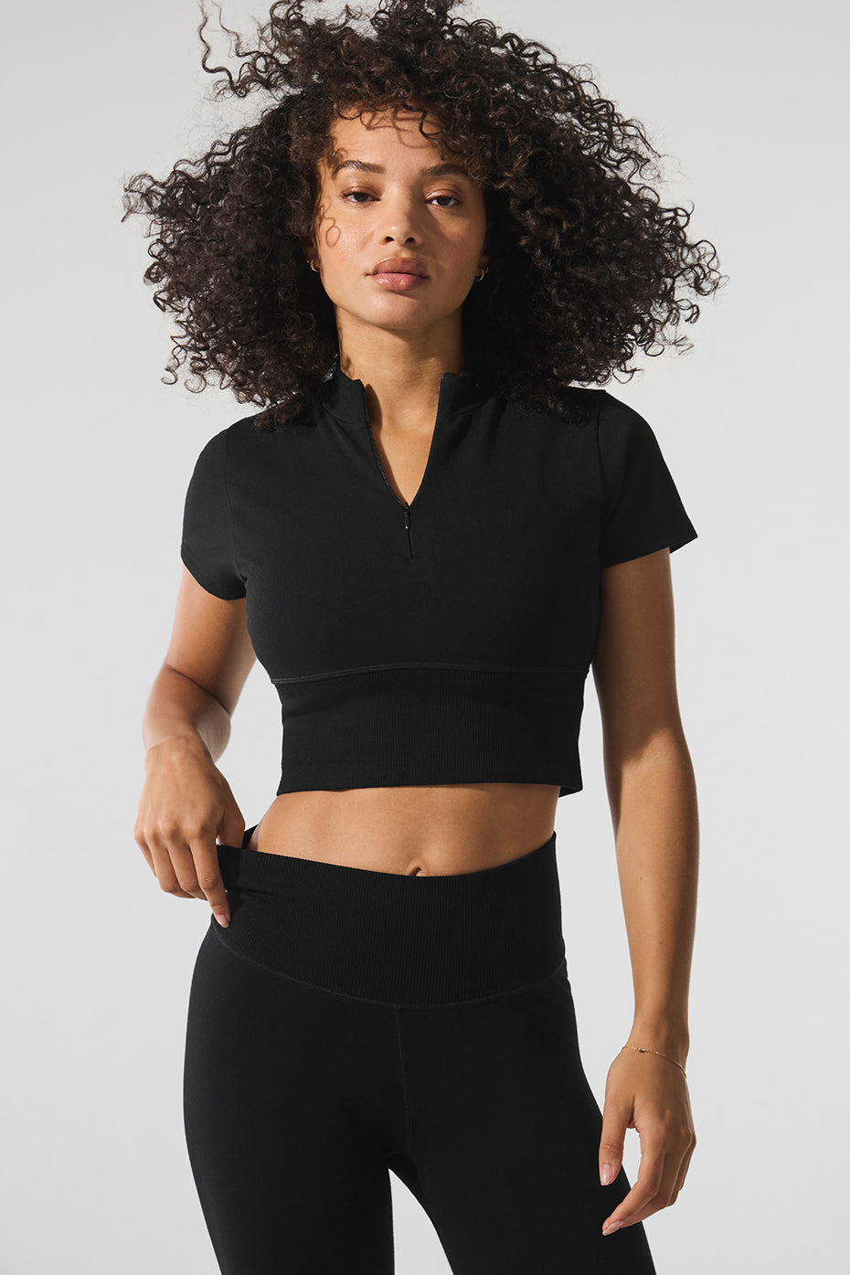 Seamless Winter Warm Plush Cropped Short Sleeve - Black — photo 1
