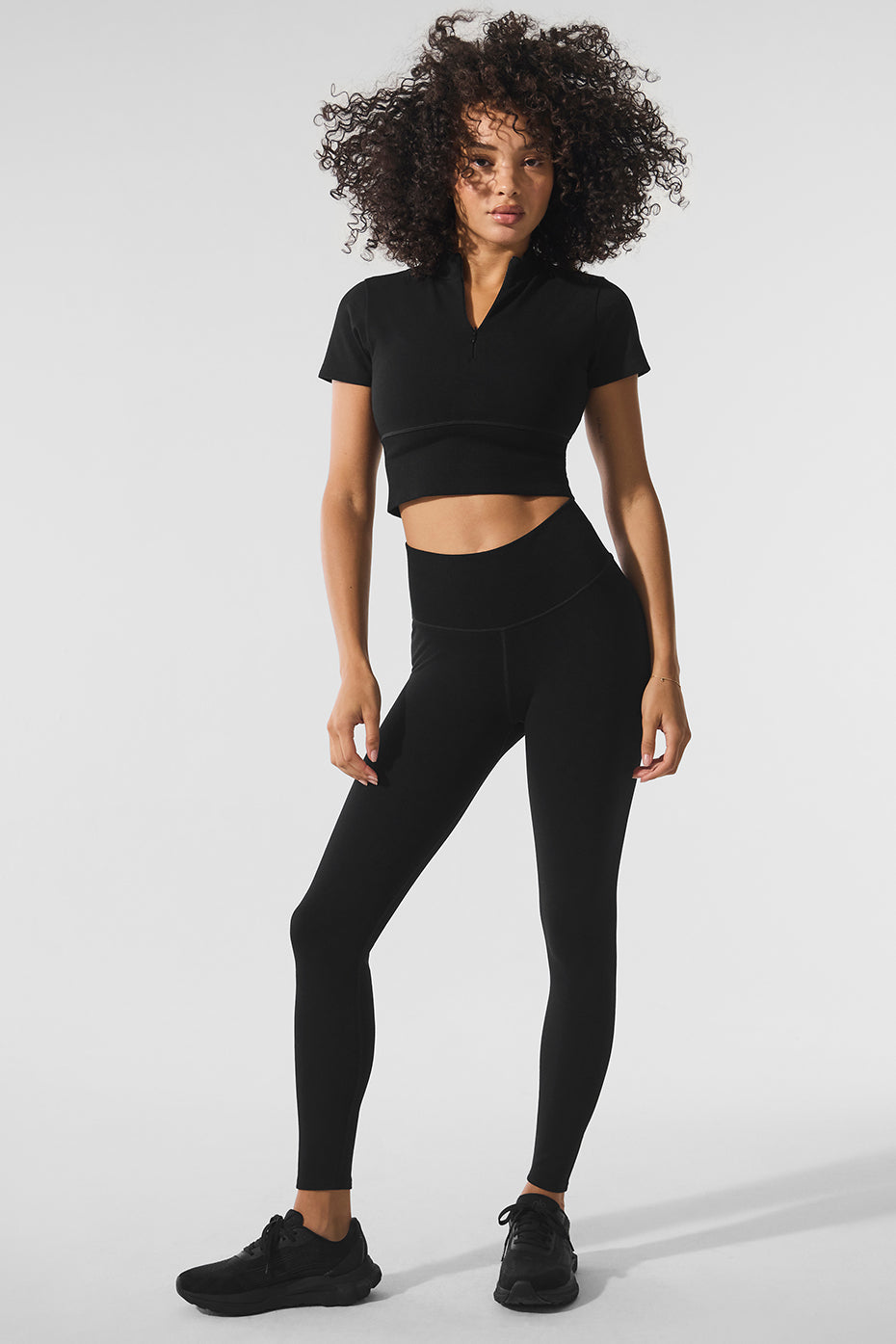 Seamless Winter Warm Plush Cropped Short Sleeve - Black — photo 4