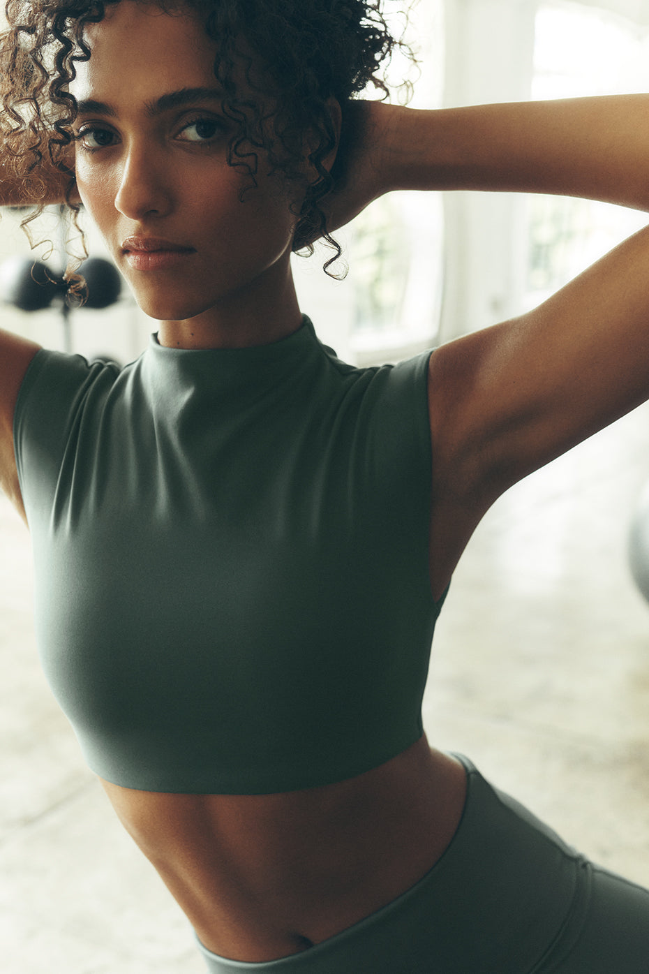 ALO Softsculpt Capped Out Short Sleeve - Clover Green — photo 1