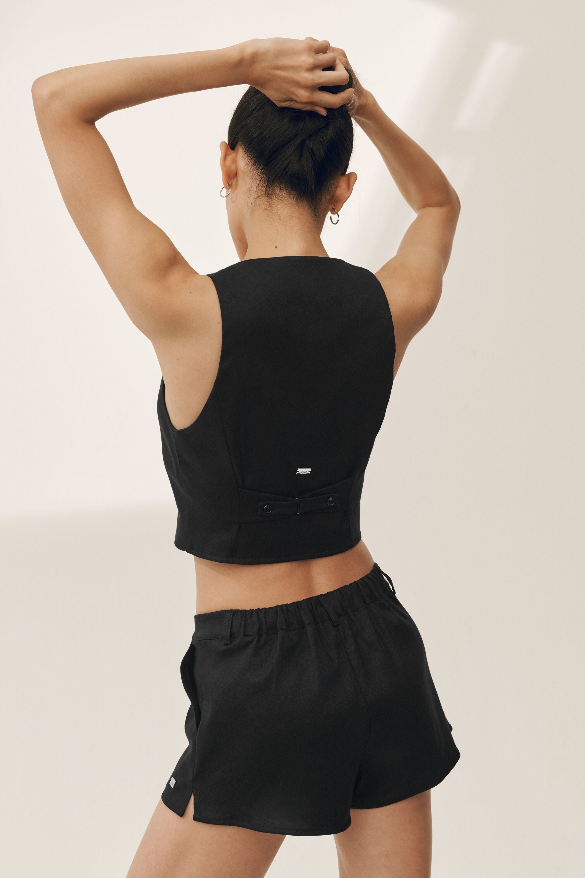 Linen Blend Riviera Vest - Black — photo 2