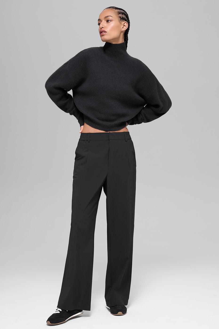 Wool Cashmere Cropped New Class Turtleneck Sweater - Black — photo 6