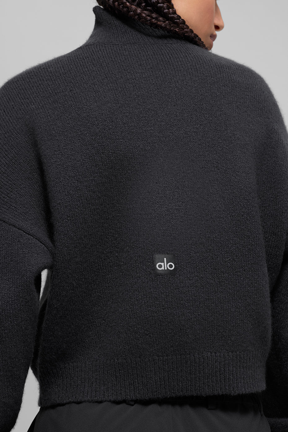 Wool Cashmere Cropped New Class Turtleneck Sweater - Black — photo 3