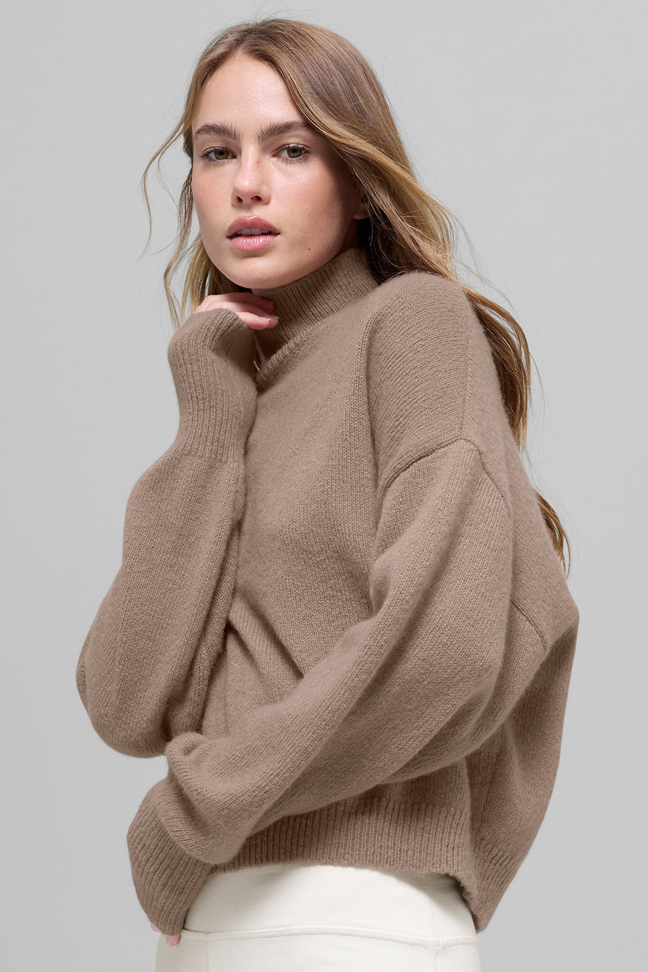 Wool Cashmere Cropped New Class Turtleneck Sweater - Chai Latte — photo 3