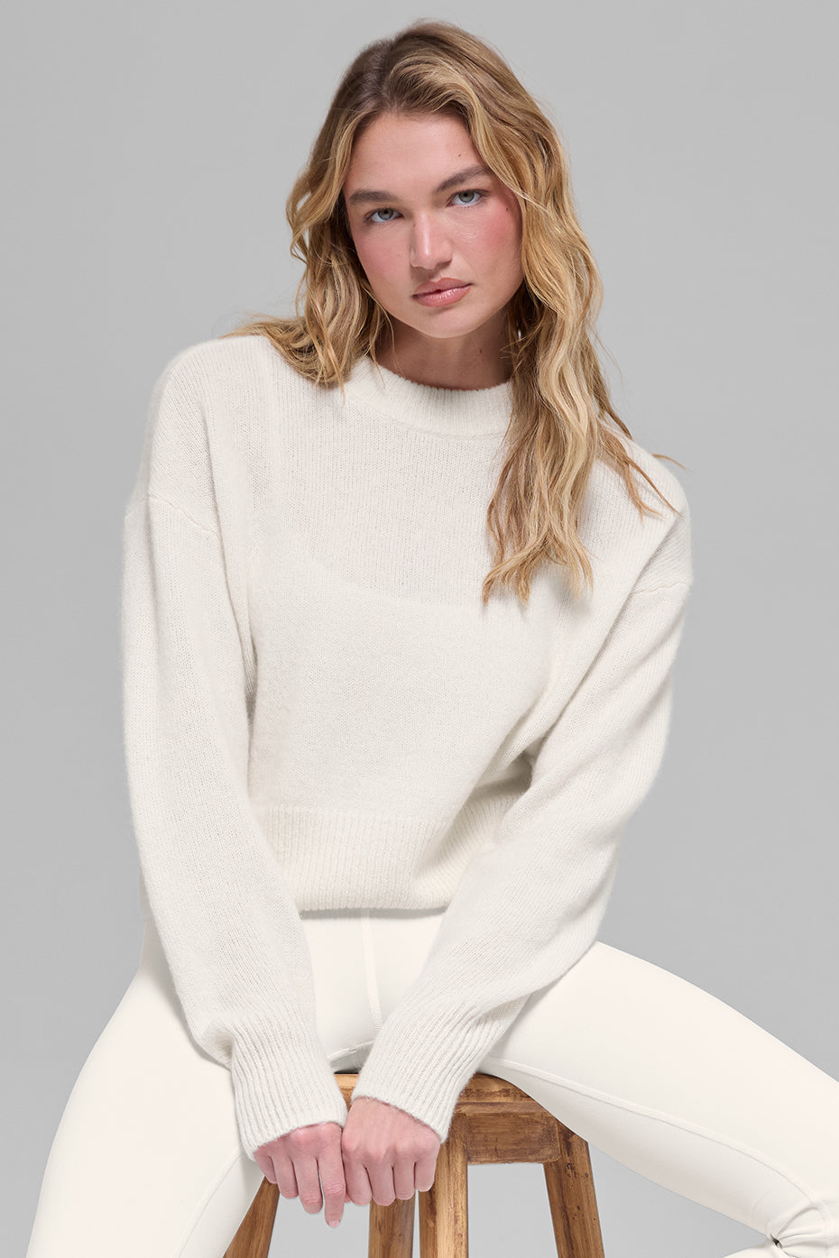 Wool Cashmere Cropped New Class Crewneck Sweater - Ivory — photo 1