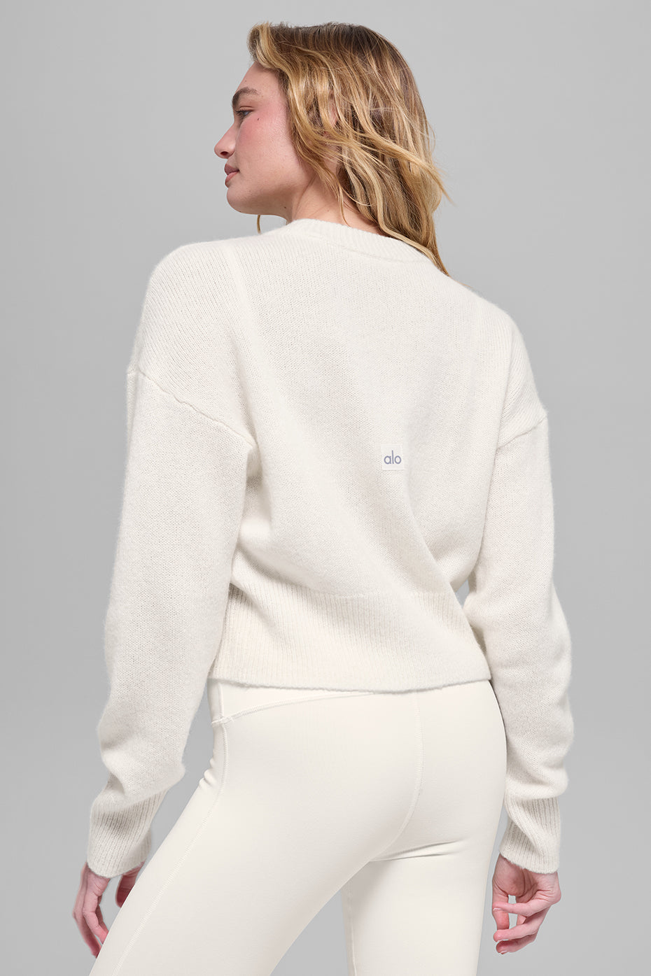 Wool Cashmere Cropped New Class Crewneck Sweater - Ivory — photo 3