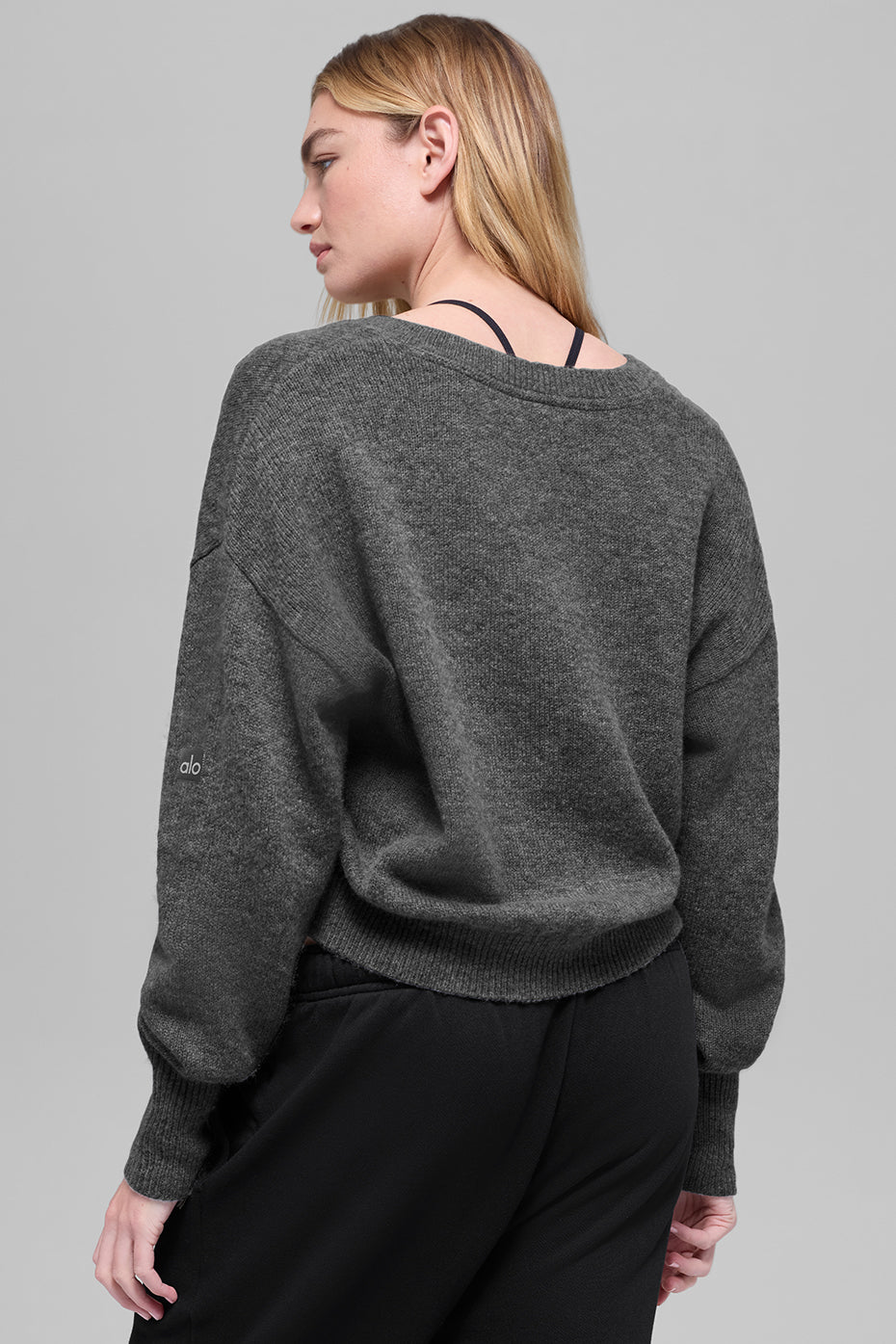 Wool Cashmere Cropped New Class V-Neck Sweater - Platinum Grey — photo 2