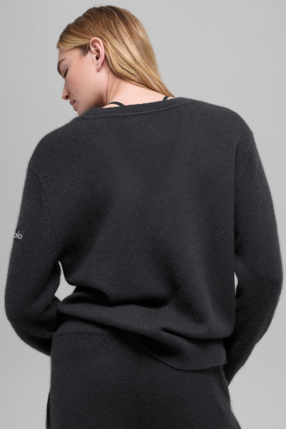 Wool Cashmere New Class Oversized V-Neck Sweater - Black — photo 3