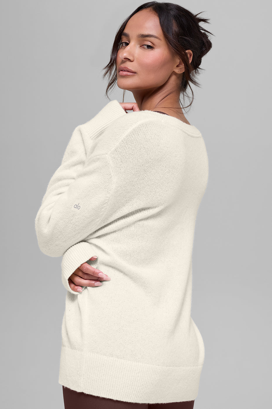 Wool Cashmere New Class Oversized V-Neck Sweater - Ivory — photo 3