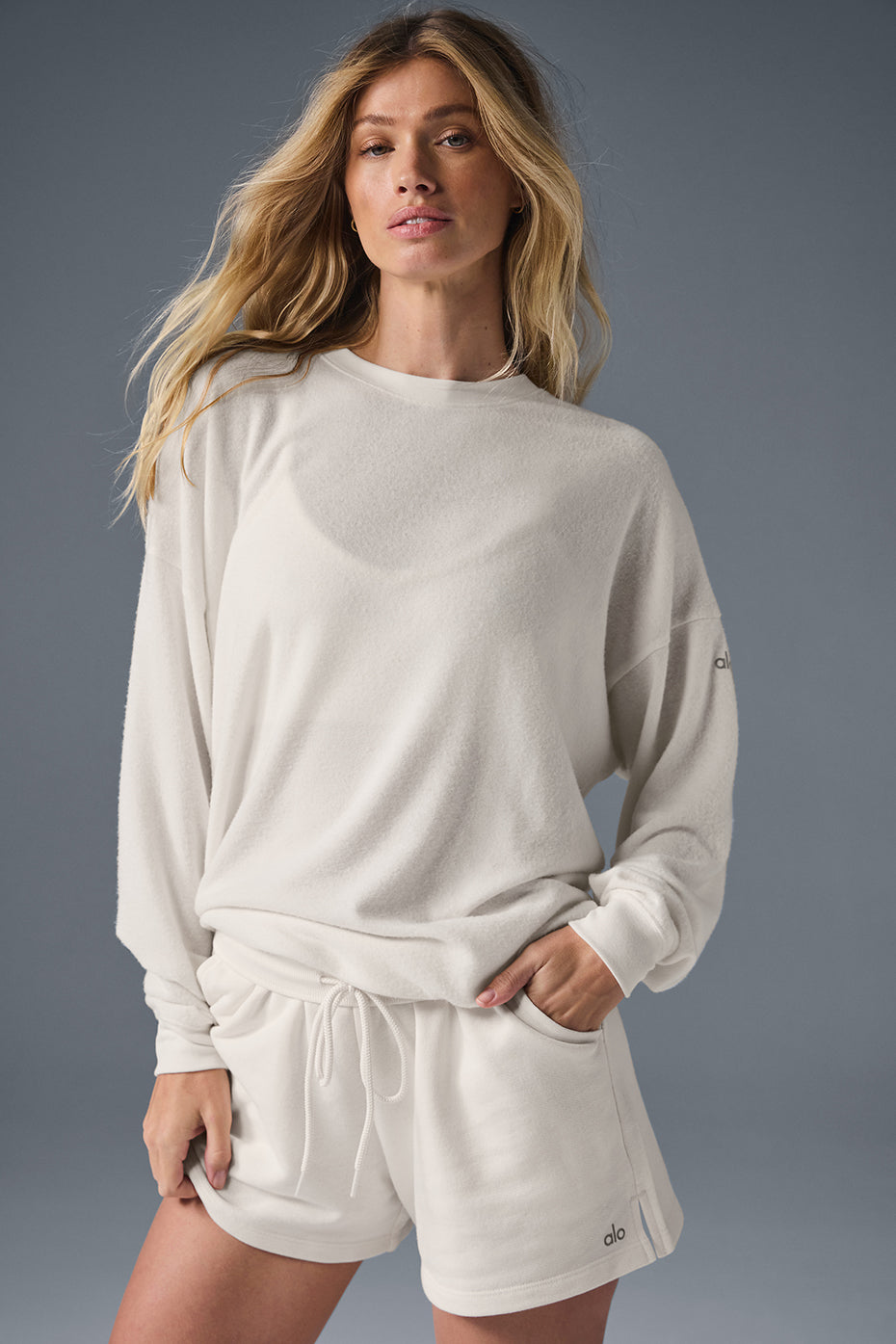 Soho Pullover - Ivory — photo 1