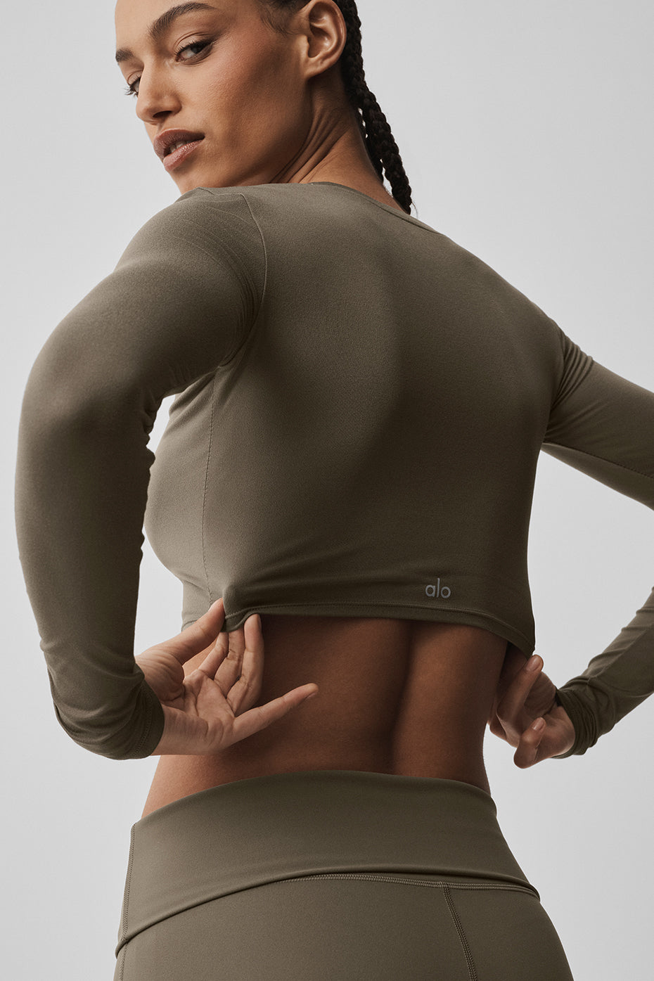Alosoft Crop Finesse Long Sleeve - Olive Tree — photo 2