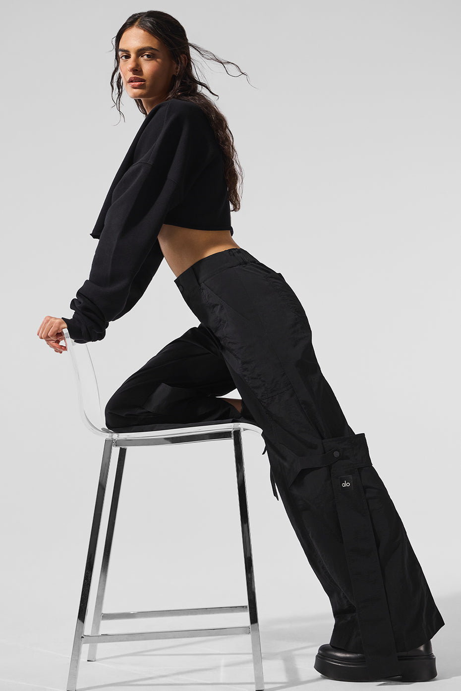 Extreme Cropped Pullover - Black — photo 4