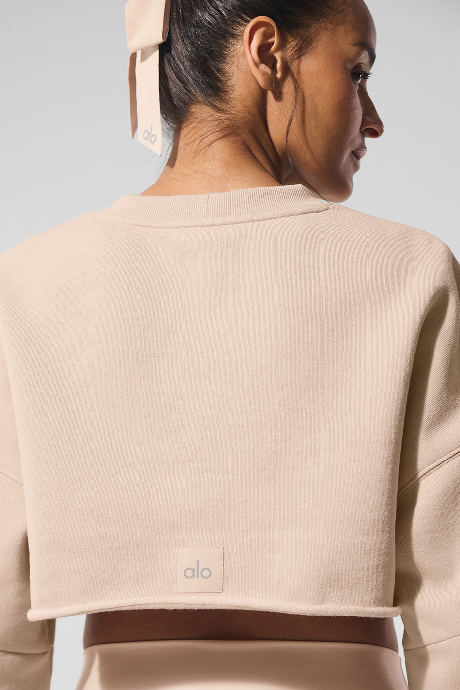 Extreme Cropped Pullover - Macadamia — photo 4