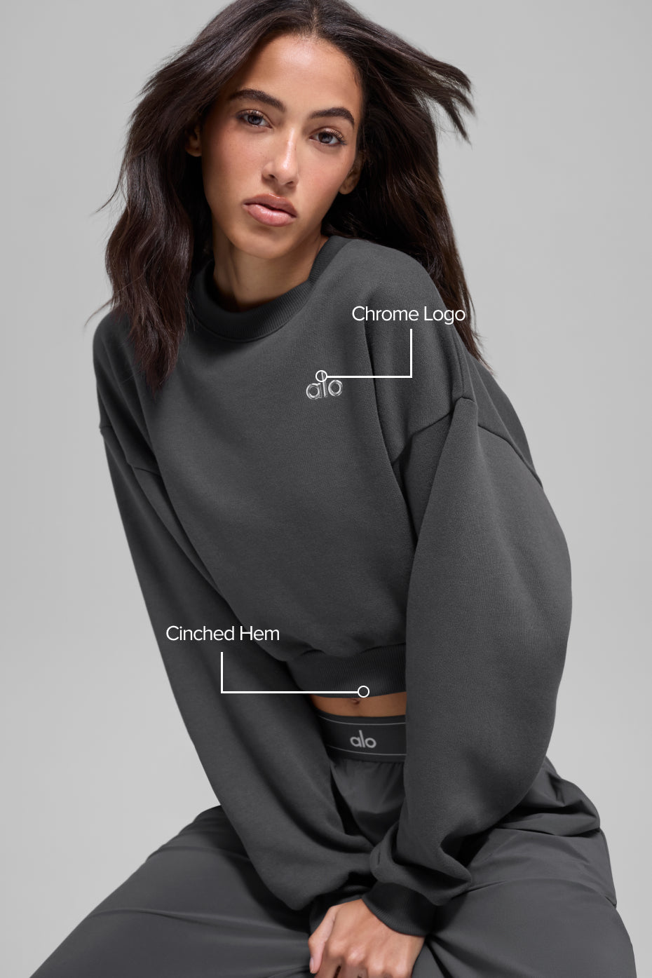 Cropped Accolade Crewneck - Anthracite — photo 2