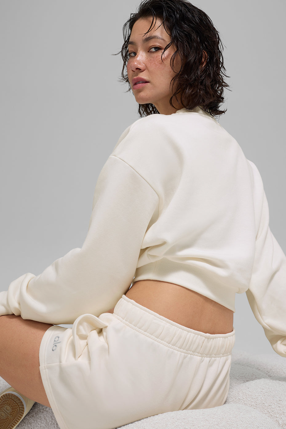 Cropped Accolade Crewneck - Ivory — photo 4