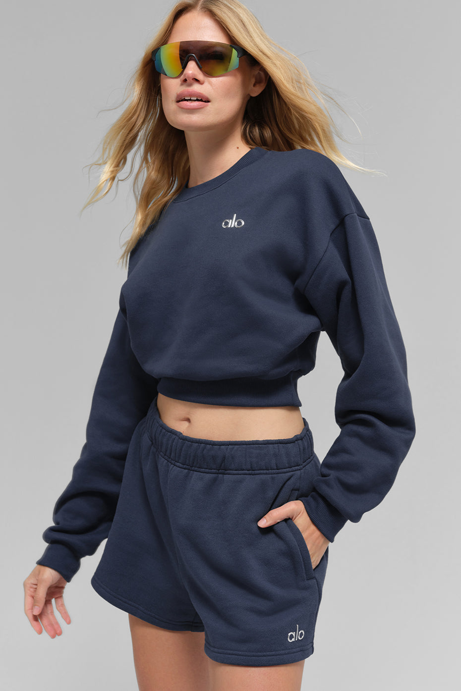 Cropped Accolade Crewneck - Navy — photo 4