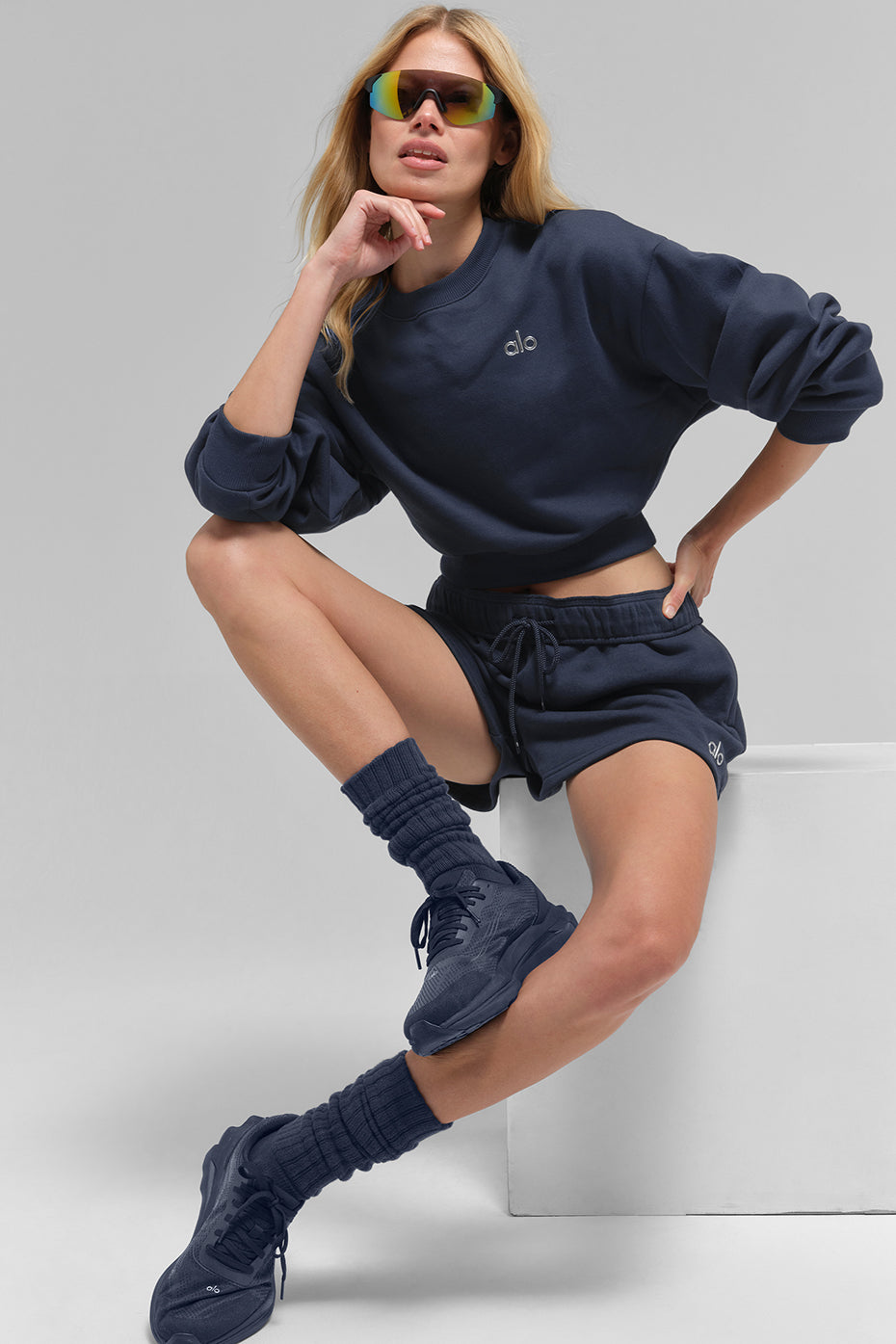 Cropped Accolade Crewneck - Navy — photo 5