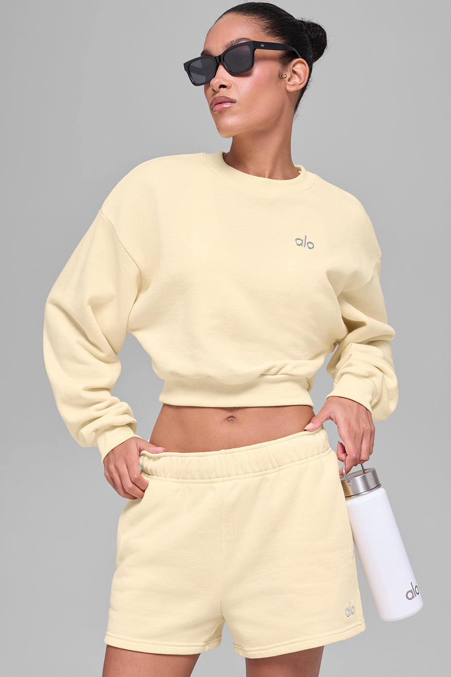 Cropped Accolade Crewneck - Candlelight Yellow — photo 3