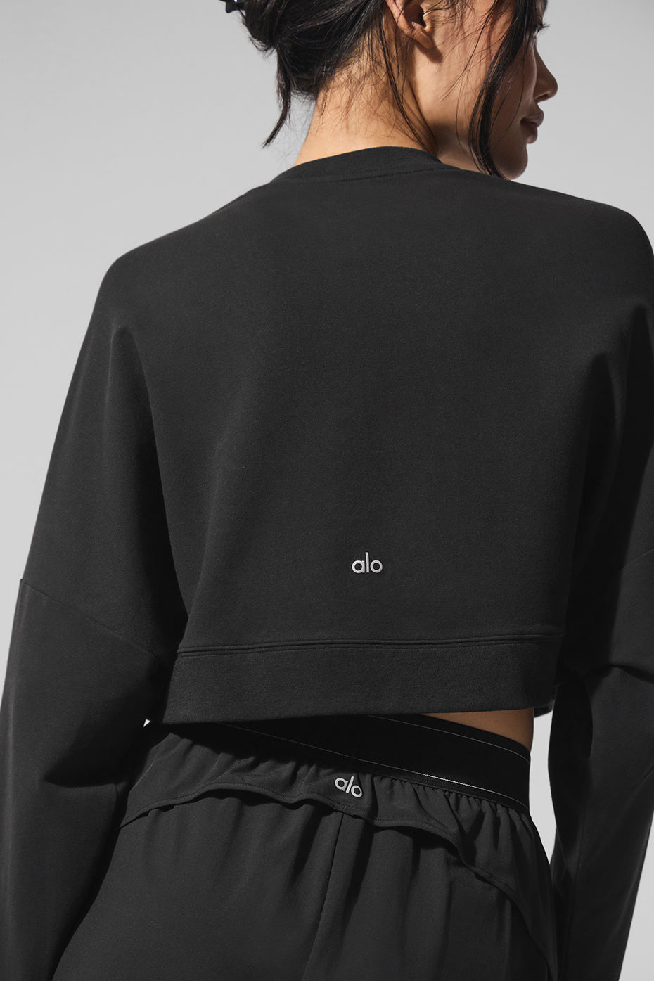 Cropped Sway Crew Neck Pullover - Black — photo 6