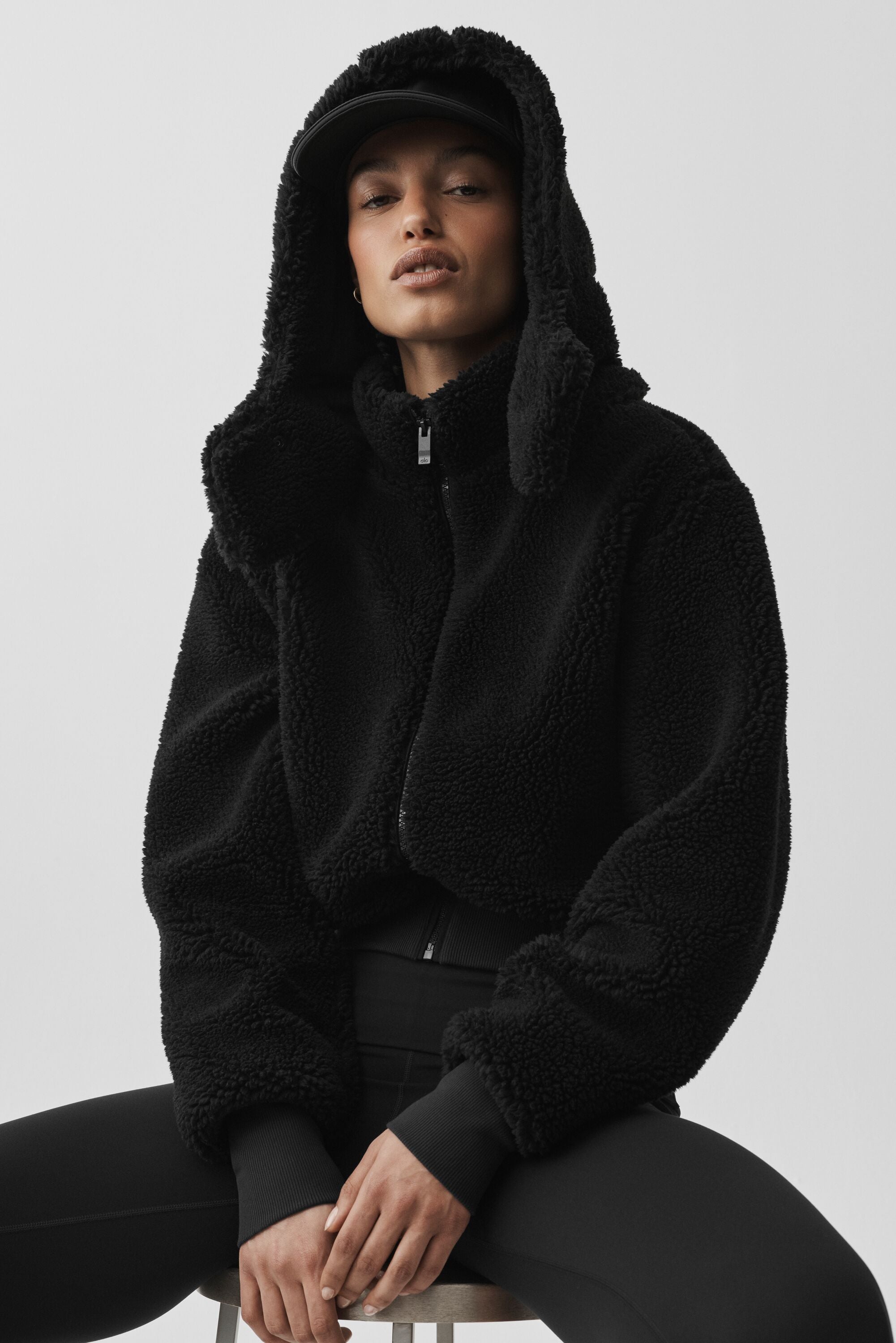 Foxy Sherpa Jacket - Black — photo 3