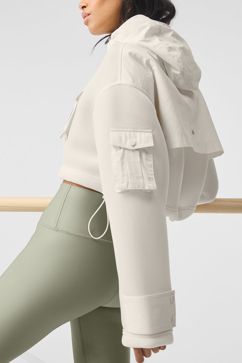 Cropped Engage Cargo Parka - Ivory — photo 2