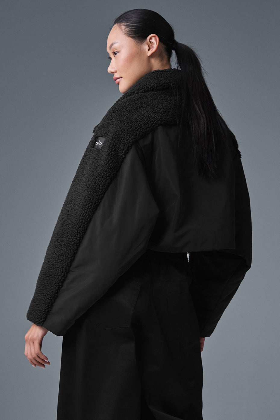 Sherpa Cozy Escape Puffer - Black/Black — photo 3
