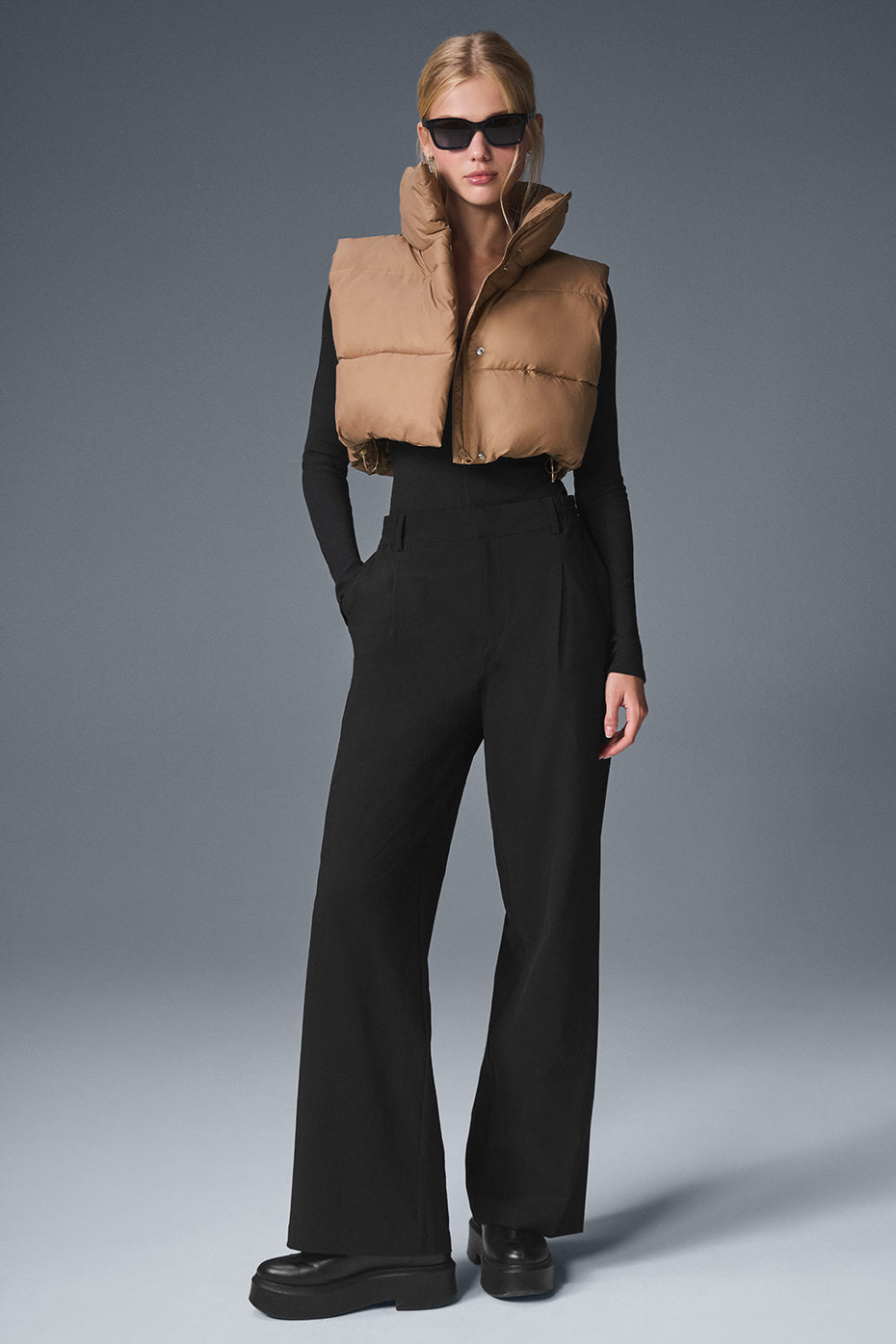 Cropped Gold Rush Puffer Vest - Toasted Almond — photo 4