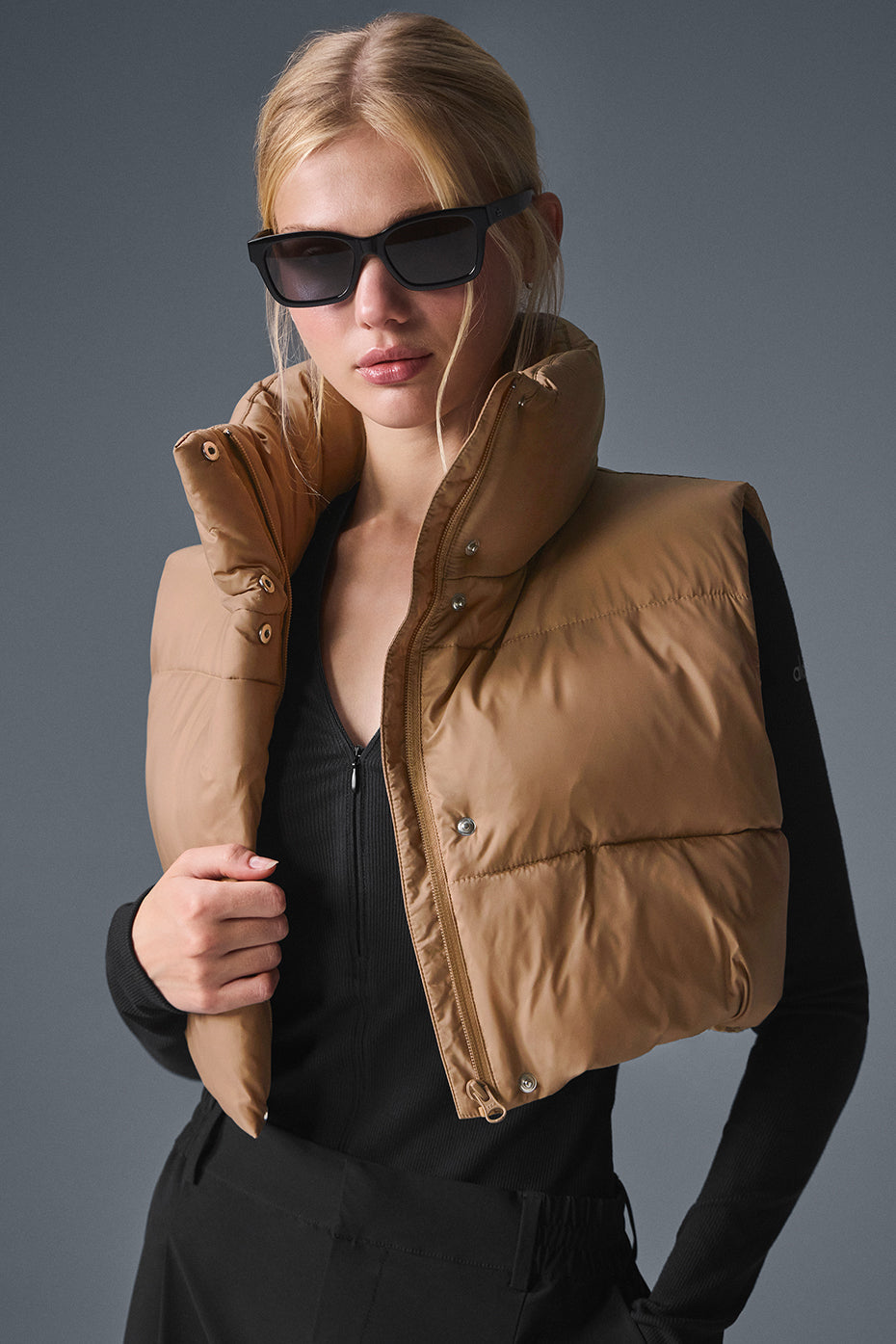 Cropped Gold Rush Puffer Vest - Toasted Almond — photo 6