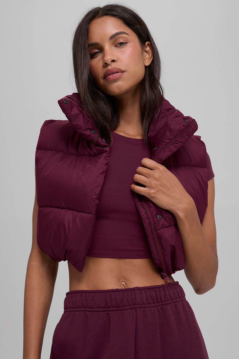 Cropped Gold Rush Puffer Vest - Burgundy — photo 3