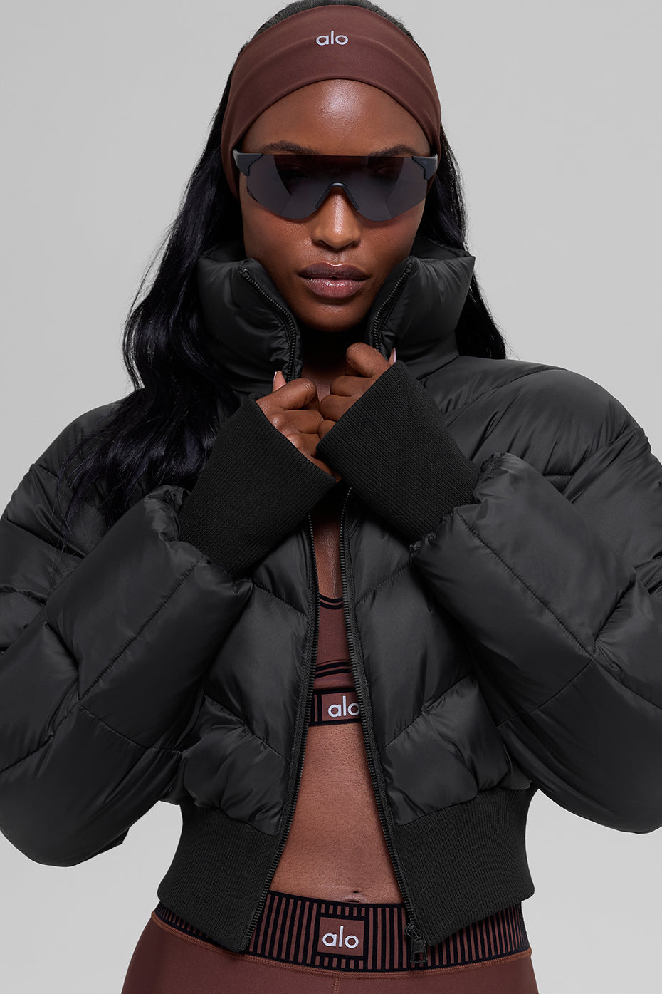 Cropped Atmosphere Puffer - Black — photo 1