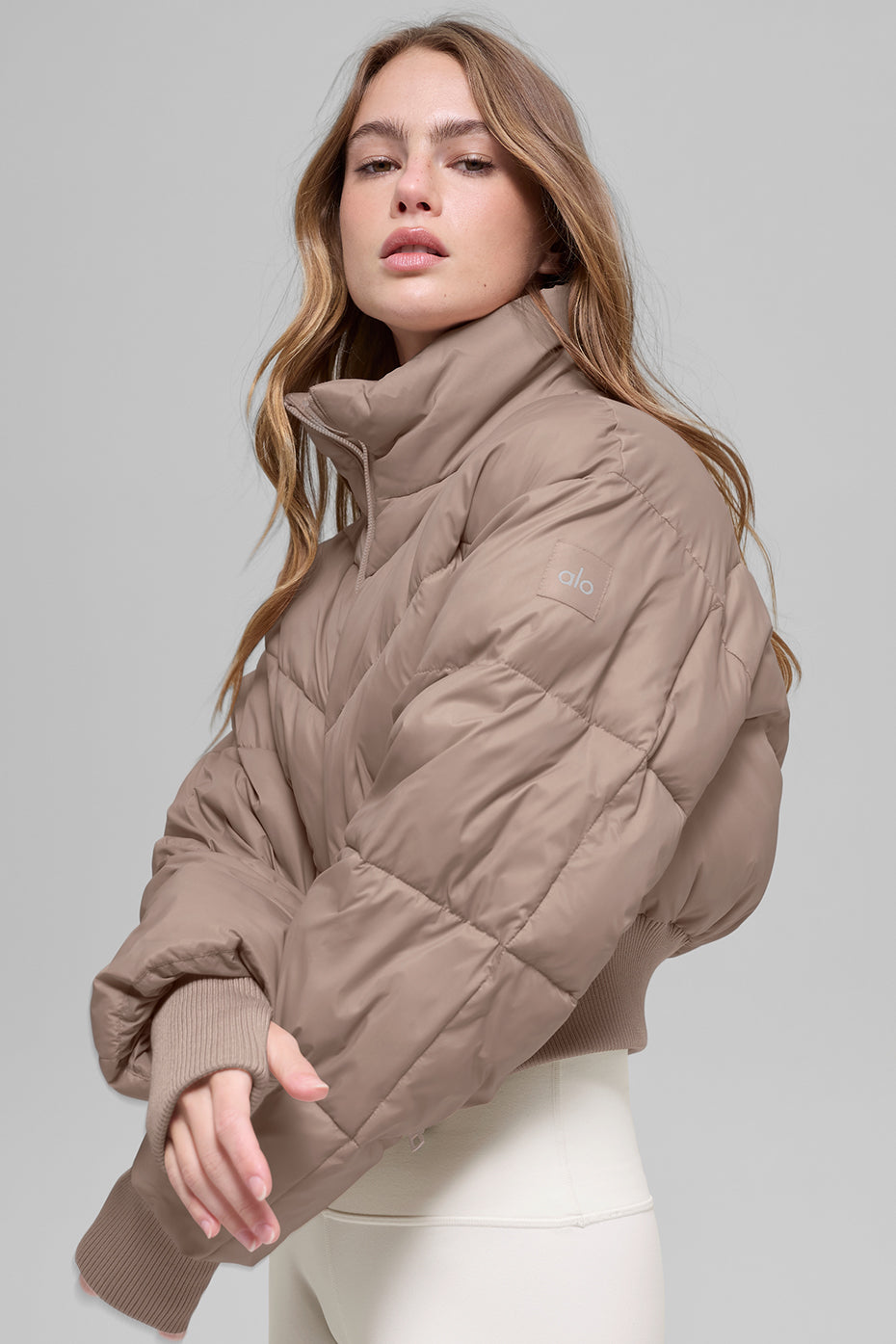 Cropped Atmosphere Puffer - Chai Latte — photo 3