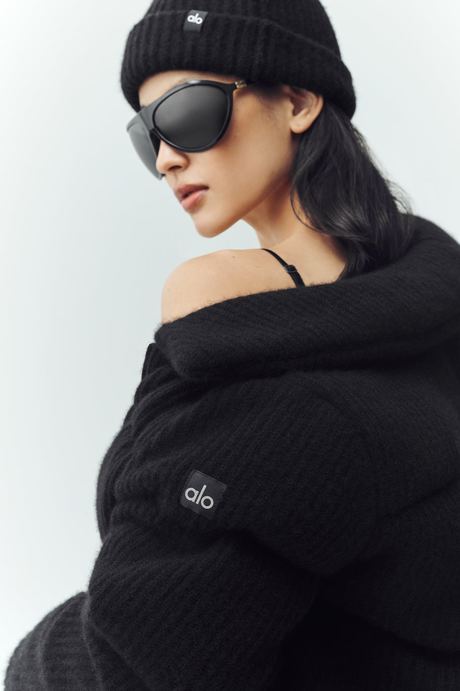 Cashmere Northstar Sweater Puffer - Black — photo 2