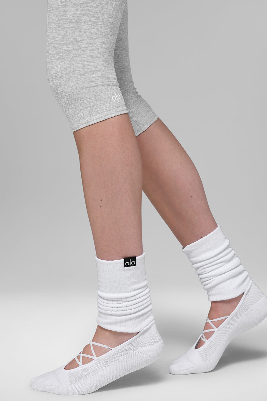 Alosoft High-Waist Iconic 90's Capri - Athletic Heather Grey — photo 4